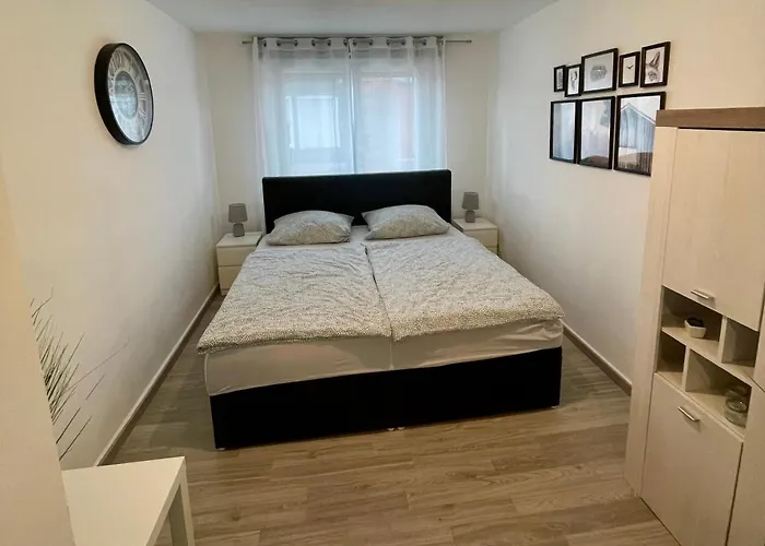 Wohnung Fuer 4 Personen Nahe Frankfurt Wlan Kueche